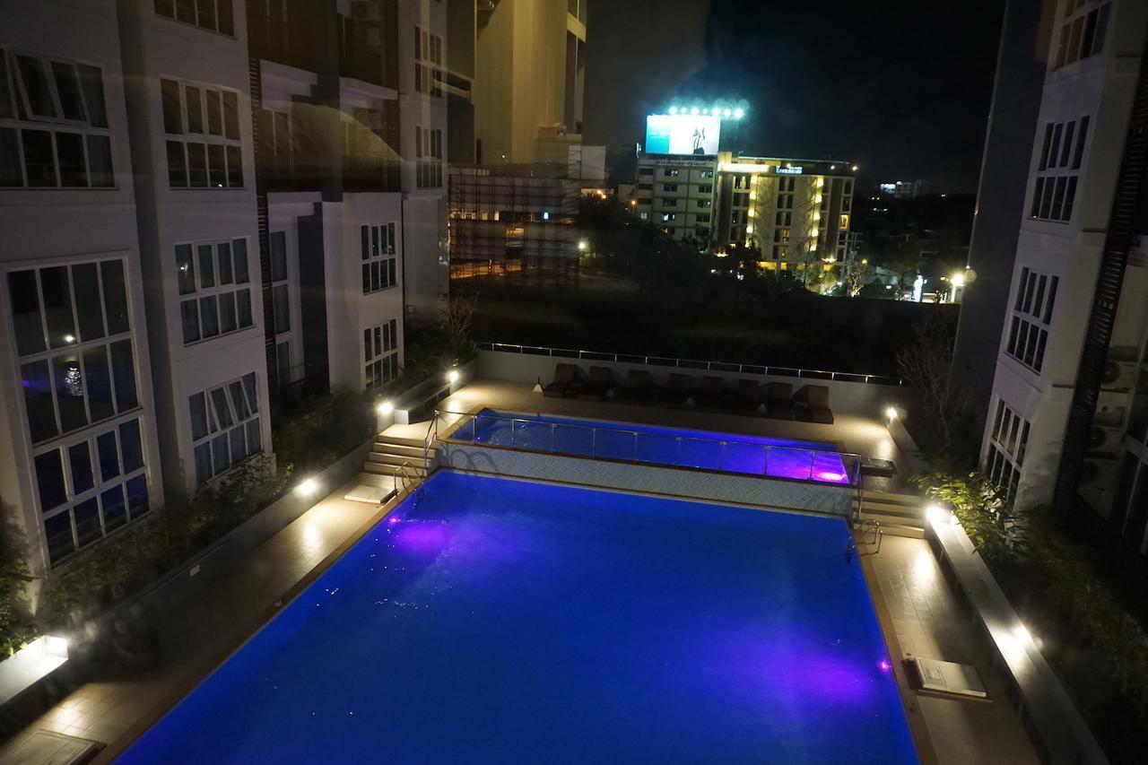 Pool View Room The Prio Chiang Mai Ngoại thất bức ảnh